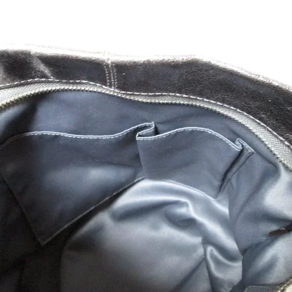 Coach Metallic Silver Hobo Purse No. L117B-F17166 Pre-owned Excellent Co… - Picture 10 of 16